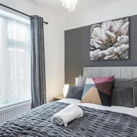 4 Bed Flat Sleeps Up To 9 Close To Brixton London Exterior photo