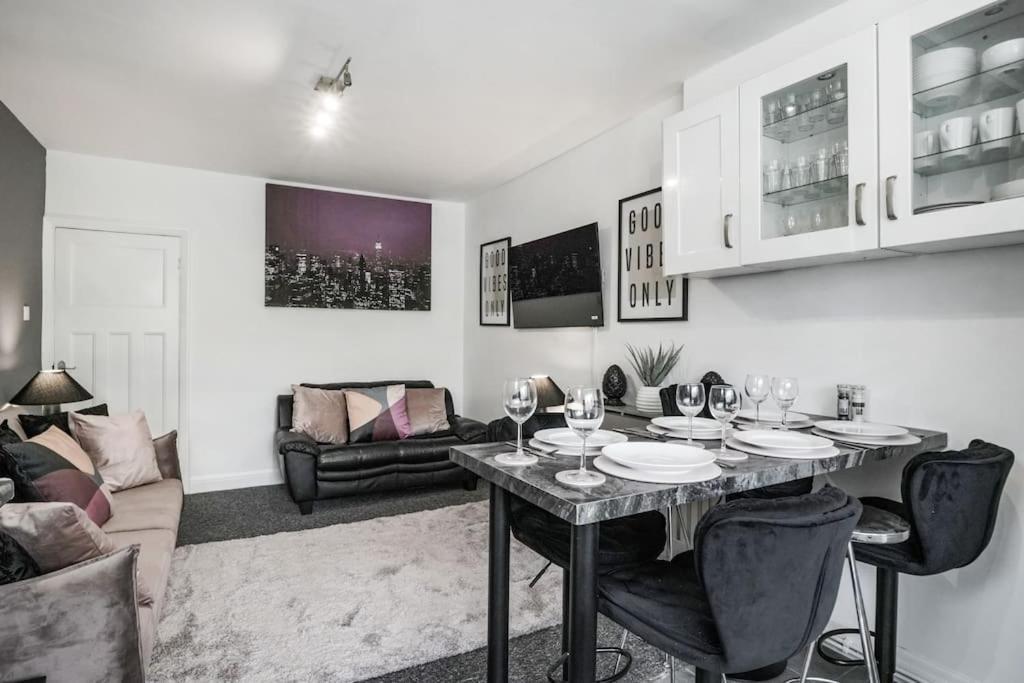 4 Bed Flat Sleeps Up To 9 Close To Brixton Апартаменты Лондон